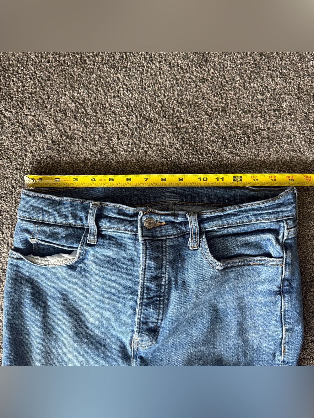 Old Navy Classic Distressed Straight-Leg Blue Jeans - Picture 7 of 7